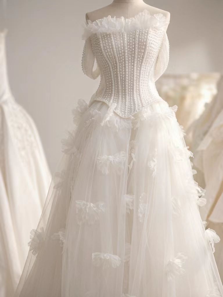 Couture Pearl-Encrusted Corset Bridal Gown – Off-the-Shoulder Tulle Wedding Dress